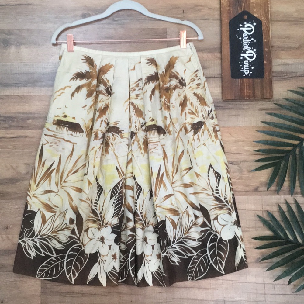 SALE! Calvin Klein Brown Tan Ink Island Floral 8